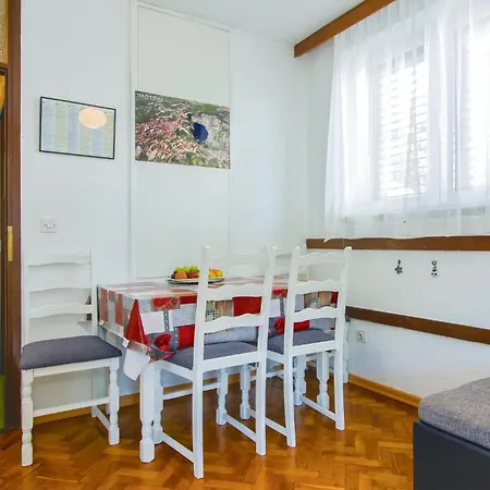 1 Floor Apartmán Split